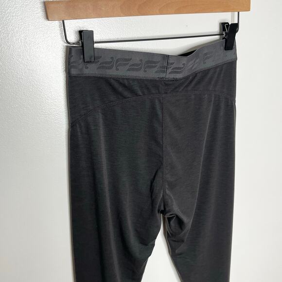 Fabletics Womens Ultra High Waisted Wool Base Layer Legging Small Gray Outdoor - Picture 7 of 8